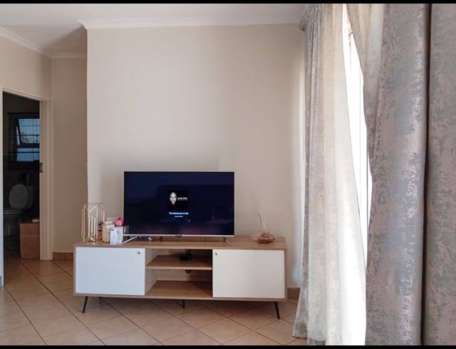 2 BEDROOM APARTMENT FOR SALE IN ANNLIN